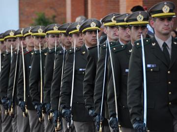 Militares