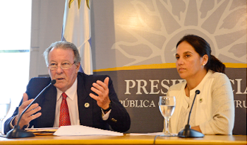Presidente de la CAF, Juan Vago, junto a vicepresidenta de la CAF, Virginia San Martín