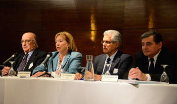 Panel del seminario “Situación y perspectivas de la prevención de la corrupción en el Uruguay”