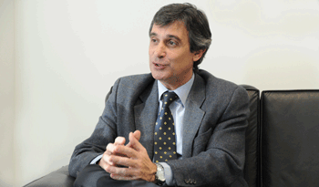 Álvaro García