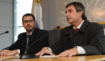 Director de OPP, Álvaro García, y prosecretario de la Presidencia, Juan Andrés Roballo