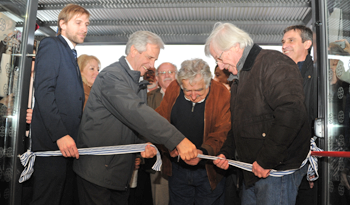 El Presidente Tabaré Vázquez y su antecesor, José Mujica, descubren placa homenaje en UTEC