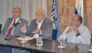 Ministro Víctor Rossi presenta proyecto de obras en Puerto de Montevideo