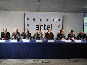 Presidente Mujica y autoridades de gobierno