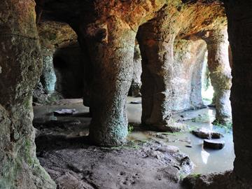 Grutas del Palacio, departamento de Flores