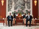 Tabaré Vázquez mantuvo un encuentro con el vicepresidente de china Li Yuanchao.