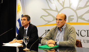 Director de OPP, Álvaro García, con el intendente electo de Montevideo, Daniel Martínez