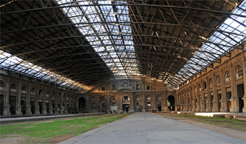 Estación central de ferrocarriles General Artigas