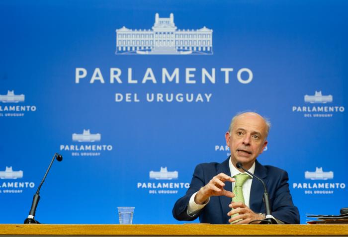 Defensa prioriza patrullaje fronterizo, modernización de equipamiento y misiones de paz como líneas estratégicas