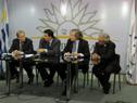Conferencia de prensa de presentación de abogados