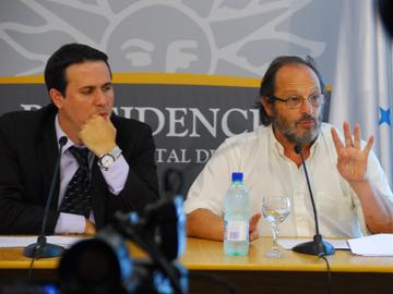 Mesa de autoridades