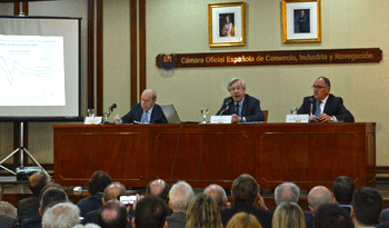 Danilo Astori en desayuno de trabajo de la Cámara de Comercio Uruguay-España