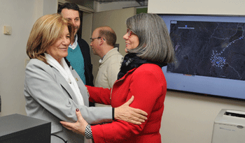 Ministra Eneida de León recibe donación de equipamiento de Brasil