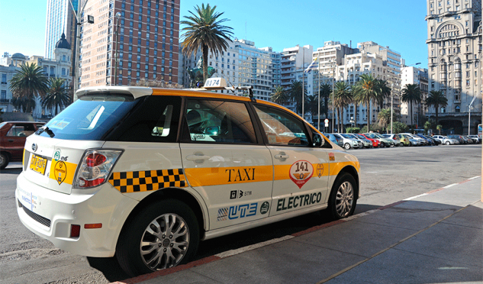 Taxi