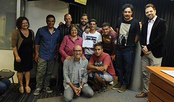 Premiados junto a secretario general de la JND, Diego Olivera