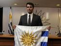 Entrega de Pabellón Nacional al piloto uruguayo Mauricio Lambiris