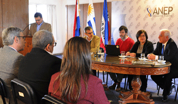 Autoridades en la presentación de Censo Nacional Docente