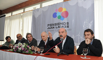 Autoridades en foro “Pensemos Juan Lacaze a mediano y largo plazo”