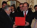 Mujica participó en la asunción del mando del Presidente de Paraguay