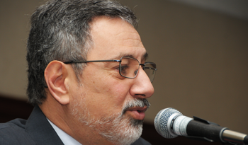 Director nacional de Aduanas, Enrique Canon