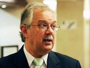Subsecretario de Defensa, Jorge Menéndez.