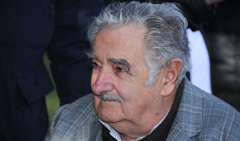 Lo que más indigna en el caso de Luis Suárez es la injusticia dijo Mujica a “De Zurda”
