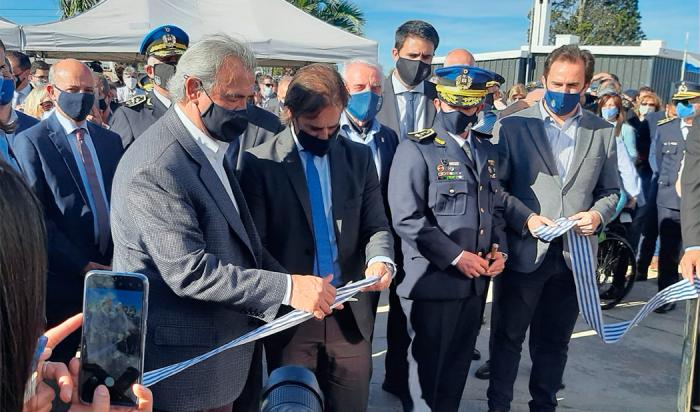 Presidente Luis Lacalle Pou y autoridades inauguran sede de la Guardia Republicana