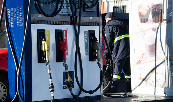 Surtidor de combustible