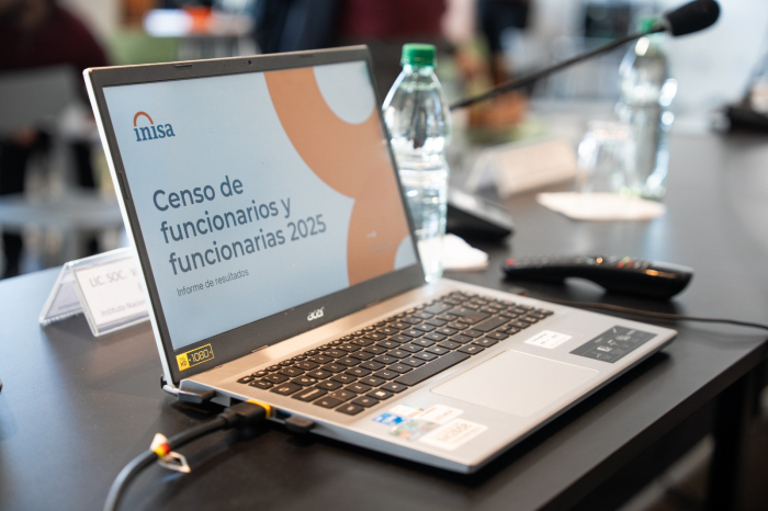 Computadora con imagen del censo