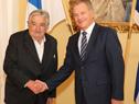 Presidentes uruguayo y finlandés, José Mujica y Sauli Niinistö, reunidos