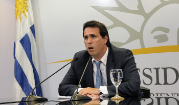 Diego Cánepa informa sobre los analizado en el Consejo de Ministros Diego Cánepa informa sobre los analizado en el Consejo de Ministros