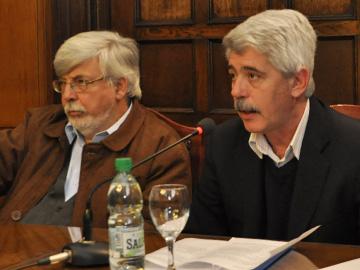 Ministros Eduardo Bonomi de Interior; y Eduardo Brenta de Trabajo