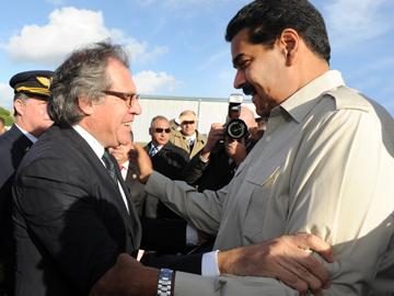 Almagro recibe al Presidente Nicolás Maduro