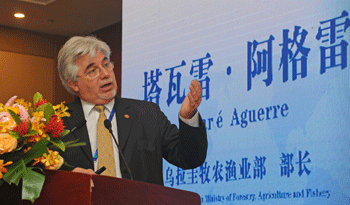 Ministro de Ganadería, Agricultura y Pesca, Tabaré Aguerre, en cumbre China-LAC 2016