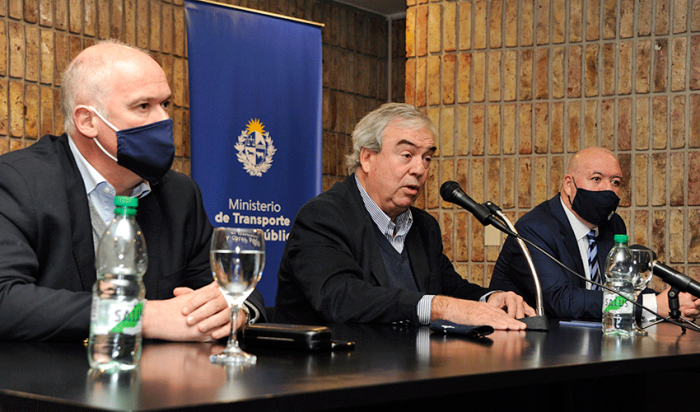 Ministro de Transporte y Obras Públicas, Luis Alberto Heber, y subsecretario, Juan José Olaizola