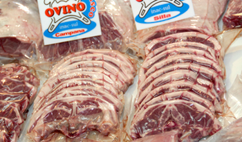 Carne en góndola para venta