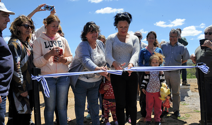 Vecinos inauguran saneamiento en Mariscala, Lavalleja