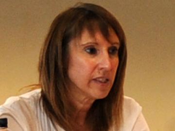 Coordinadora del SIPIAV María Elena Mizrahi Coordinadora del SIPIAV María Elena Mizrahi