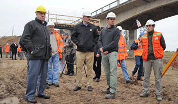 Ministro Víctor Rossi de recorrida por obras en rutas