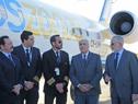 Ministro Víctor Rossi, presente en llegada de segunda aeronave Amaszonas Uruguay