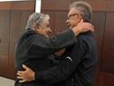 Presidente Mujica recibió en audiencia al músico y cantautor popular León Gieco