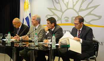 Presidente Tabaré Vázquez en reunión con legisladores del Frente Amplio