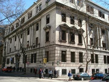 Fachada del Ministerio de Economía Fachada del Ministerio de Economía