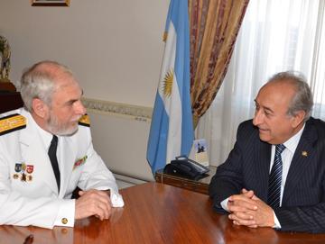 Autoridades reunidas