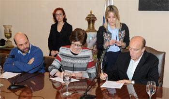 Julio Bango, Marina Arismendi y Daniel Martínez