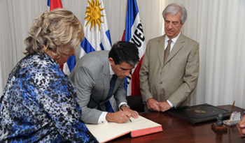 Raúl Sendic, en ejercicio de la Presidencia de la República
