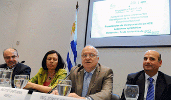 Autoridades en conferencia sobre historia clínica electrónica