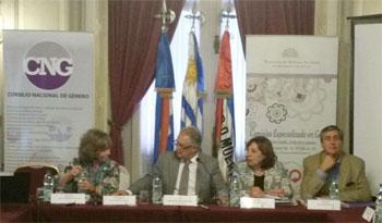 Autoridades en reunión del Consejo de Nacional de Género