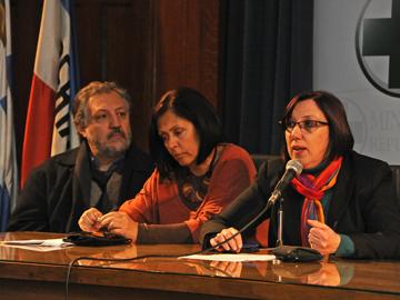 Autoridades en la presentación de convocatoria "Colgá tus títulos"