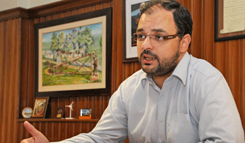 Charles Carrera